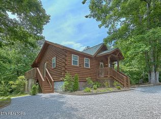 1664 Scenic Woods Way, Sevierville, TN 37876