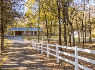 380 Walkertown Dr, Savannah, TN 38372