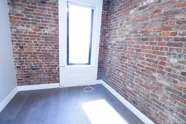 Rented by Besen Partners, LLC | media 29