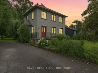 46 Nelson St #201, Barrie, ON L4M 4J9