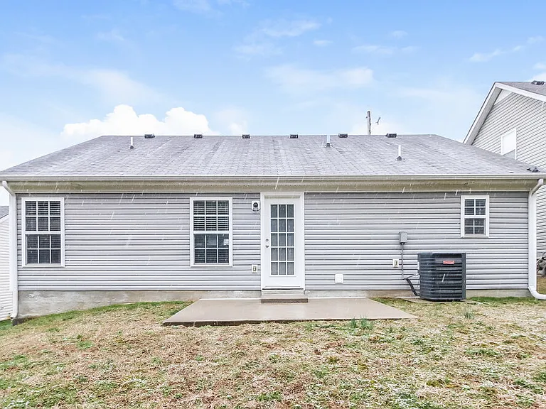 913 Birchmill Point S — Photo 16