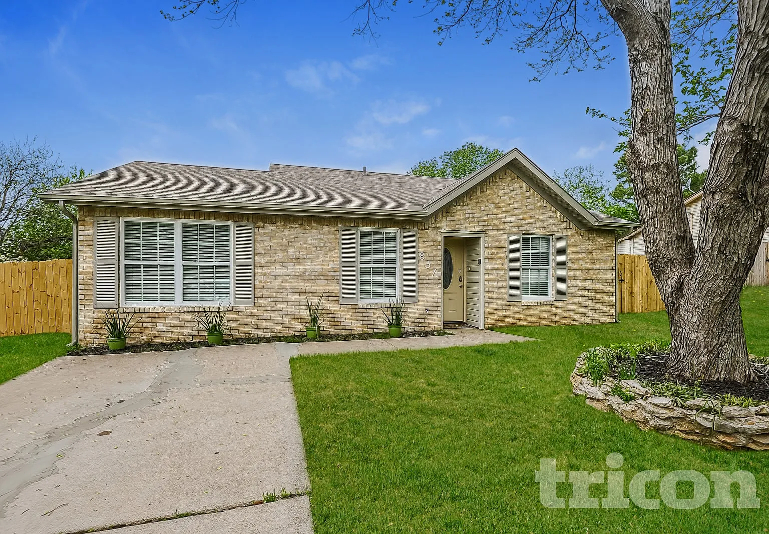 837 Pine Mountain Drive Burleson TX — Photo 1