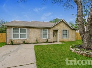 837 Pine Mountain Dr, Burleson, TX 76028