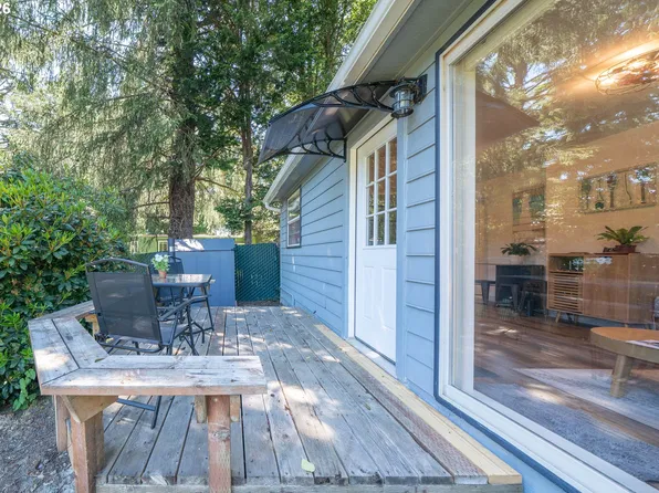 426 N Vista Ter, Otis, OR 97368