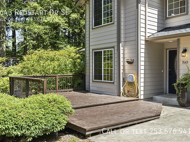 7643 Redstart Dr SE — Photo 21