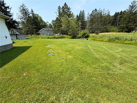 5th image of 7 Bell Rd