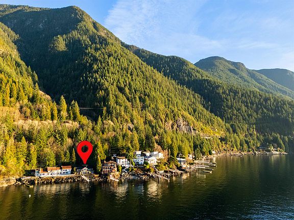 3rd image of 2 Strachan Point Rd