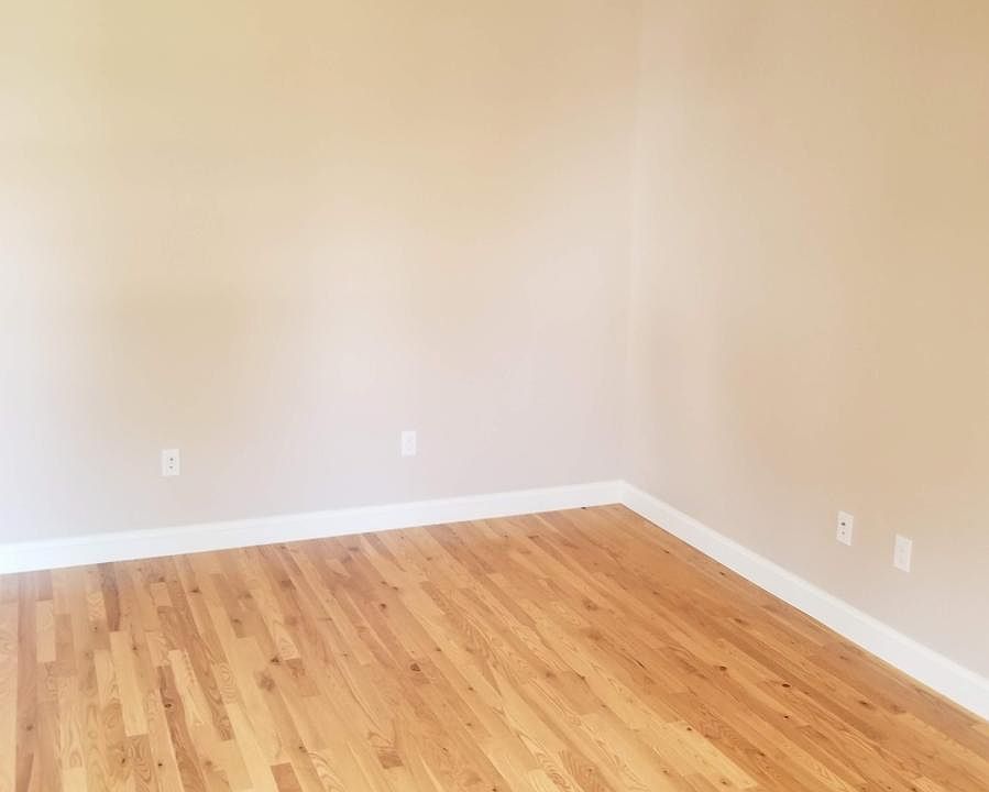 Gardiner 148 Brunswick Ave Gardiner ME Zillow