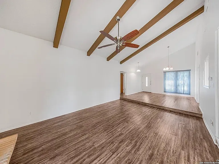 3 bed, 1457 sqft, $1,595 — Photo 2