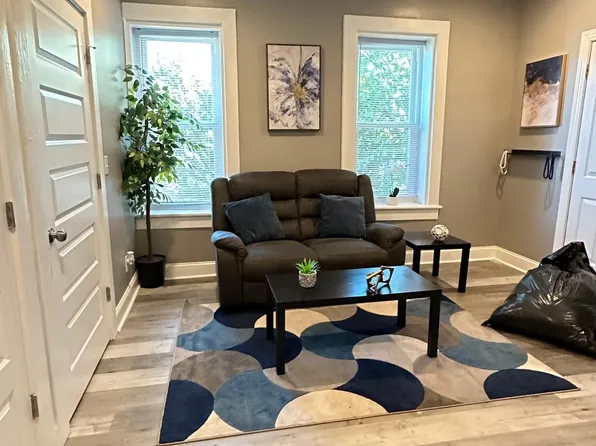 248 Chapel St APT B, Hampton, VA 23669