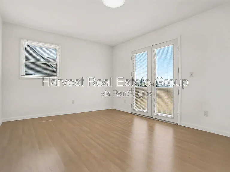 1319 Pearl St #3 — Photo 18