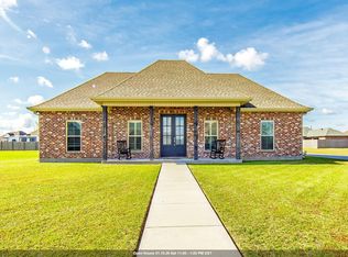 108 Rue Stephen Michael, Schriever, LA 70395