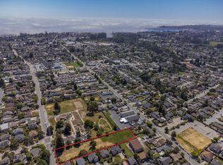2021 Chanticleer Ave, Santa Cruz, CA 95062
