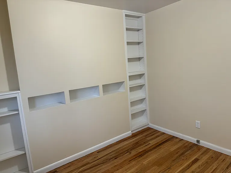 1112 Willow St #1 — Photo 12