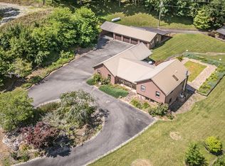 334 Bird Falls Rd, Bryson City, NC 28713