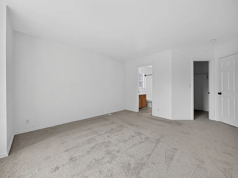 10665 2nd Pl SW — Photo 9