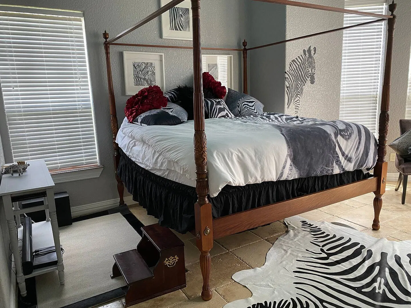 4 bed, 2836 sqft, $3,050 — Photo 2