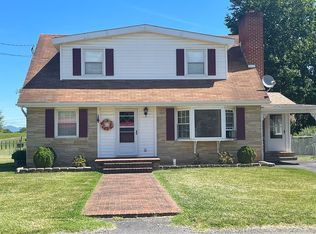 113 Rohrbaugh Ln, Moorefield, WV 26836