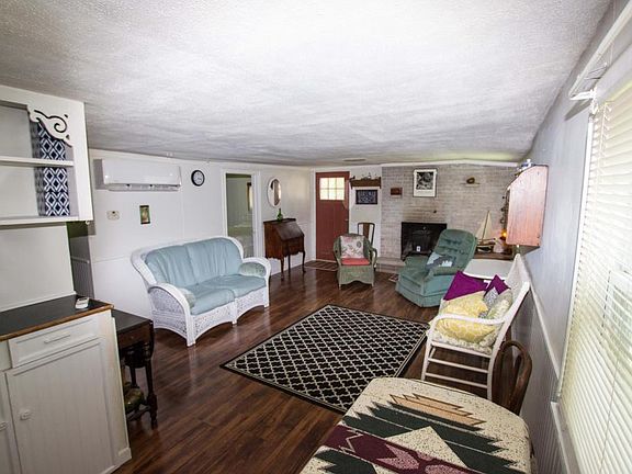5th image of 33454 Nina Dr