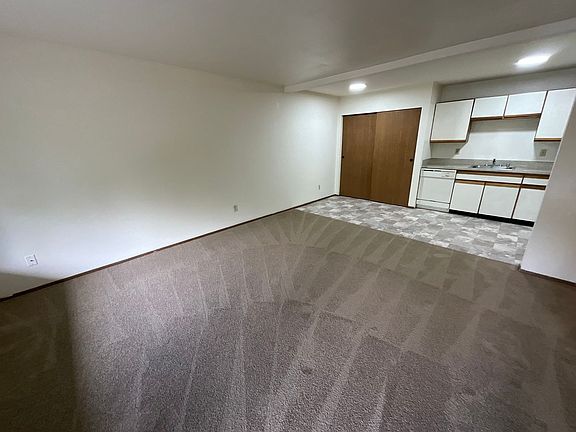 2nd image of 17910 142nd Ave NE #A-9