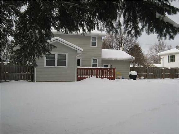 2nd image of 27 Beverly Dr