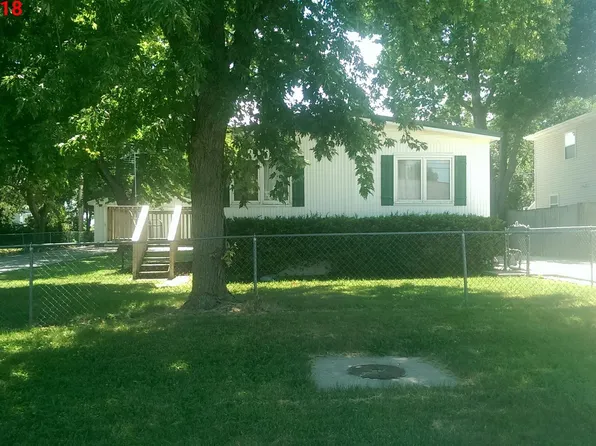 1035 W Q St, Lincoln, NE 68528