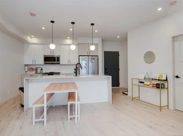 958 Pharoah Mews #310, Langford, BC V9B 6W6