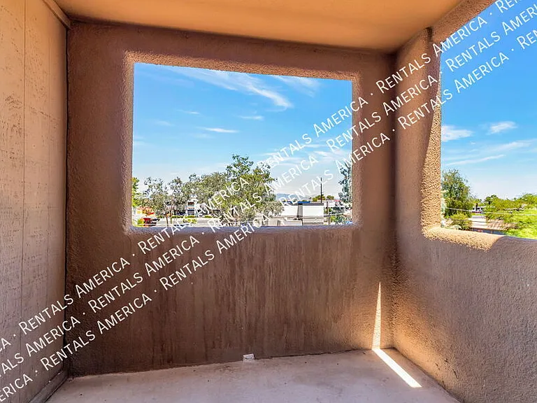 1810 E Blacklidge Dr #322 — Photo 14