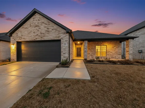 415 Cyprus Grove Dr, Lavon, TX 75166