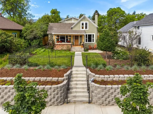 112 S 7th St, Livingston, MT 59047
