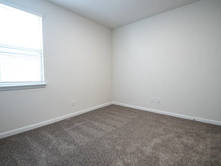 3608 Southbend Dr — Photo 17