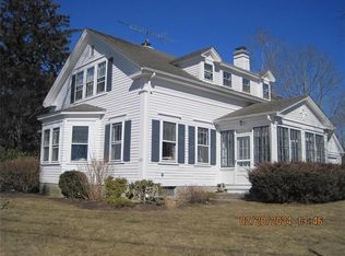 133 New Meadow Rd, Barrington, RI 02806