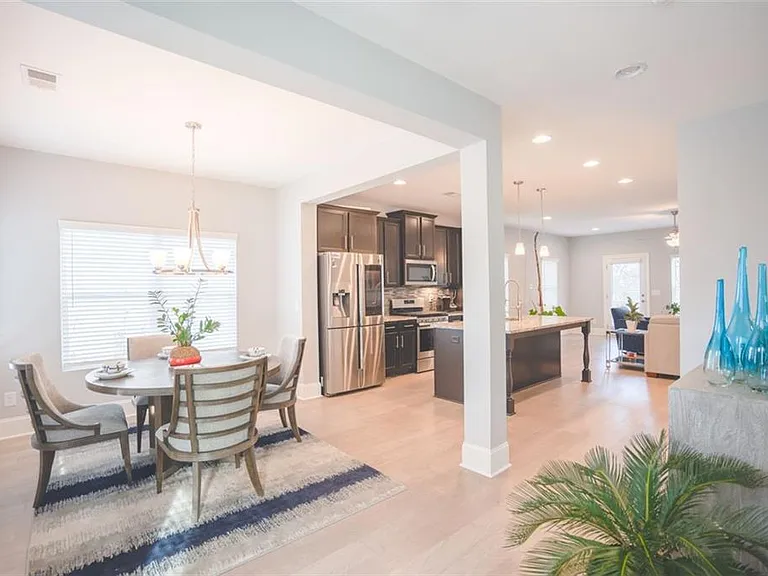 Sanford Dr NW — Photo 6