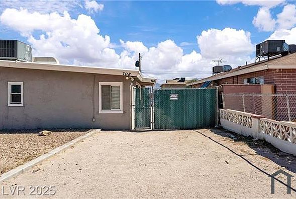 2nd image of 708 S 10th St