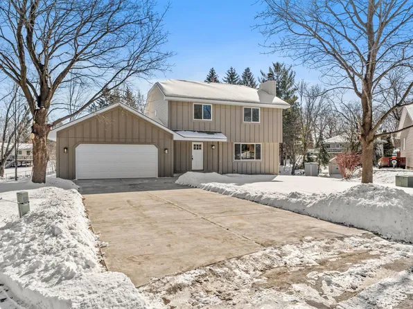 6830 Empire Ln N, Maple Grove, MN 55311