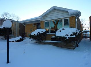 9108 S Crandon Ave, Chicago, IL 60617