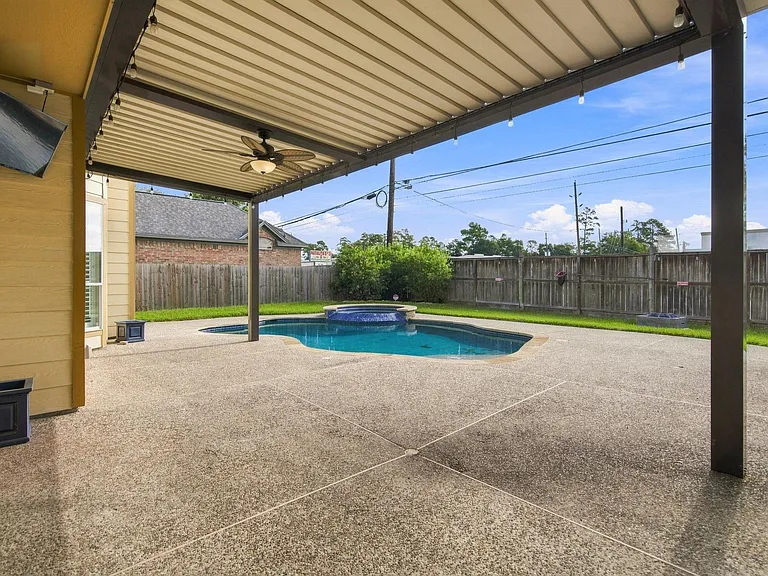 24622 Okehampton Dr — Photo 18