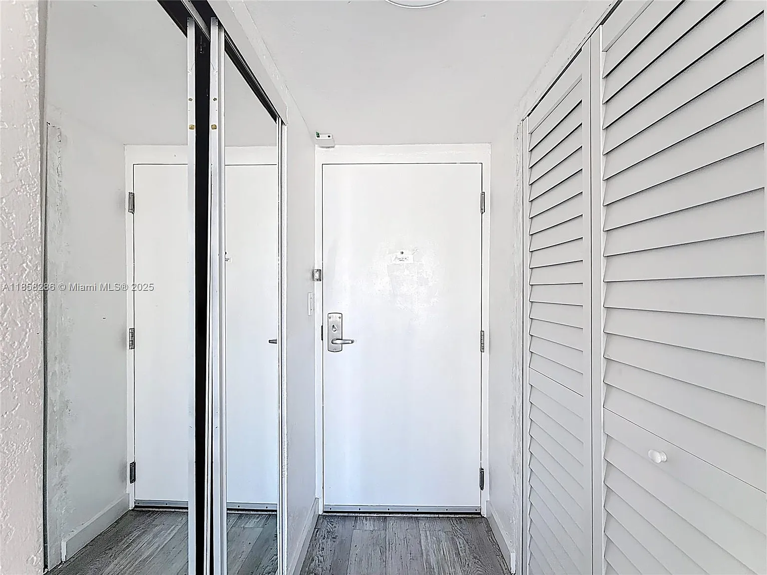 The Aventura Beach Club C — Photo 4