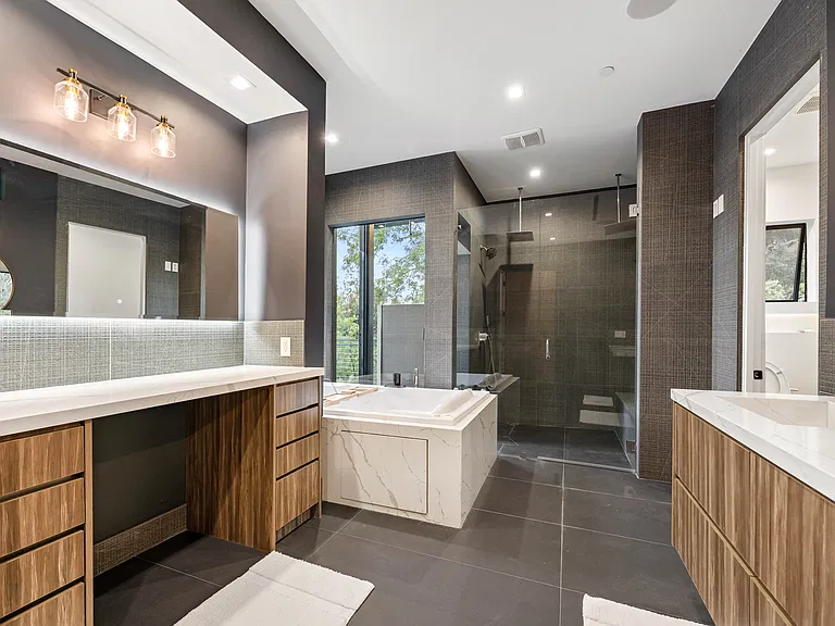 3714 Broadlawn Dr — Photo 40