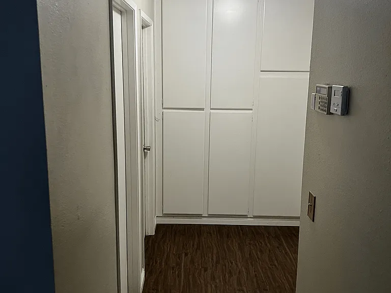 242 E Campus View Dr — Photo 7