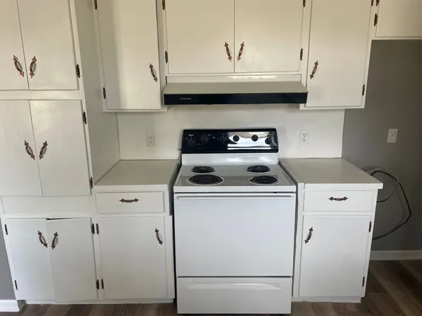 435 Elm St, Clyde, TX 79510