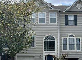 6637 Roderick Loop, Gainesville, VA 20155