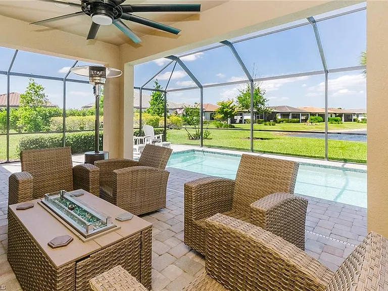 6189 Harmony Dr — Photo 3