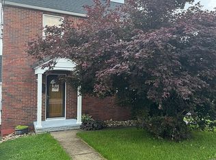 72 8th St, Uniontown, PA 15401