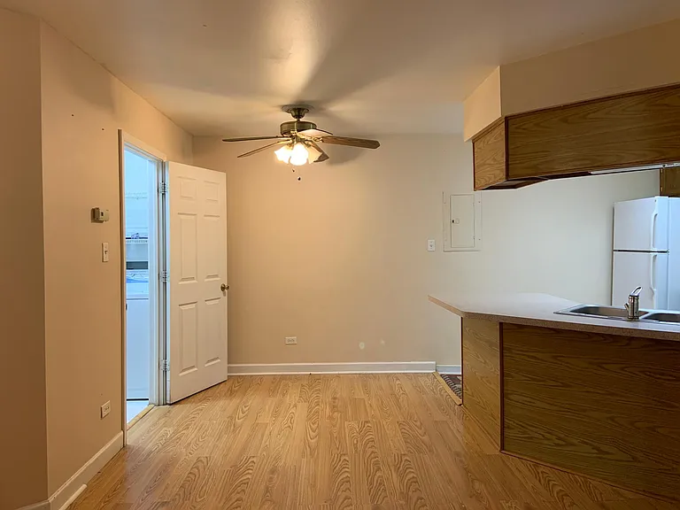 1403 E Wyndham Cir #106 — Photo 2