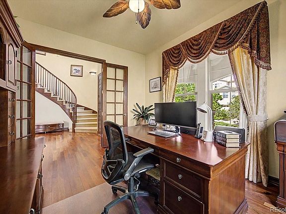 5th image of 10492 Rivington Court