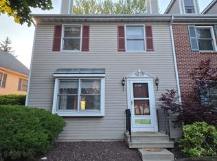 132 Eaglesmere Cir APT 33, East Stroudsburg, PA 18301