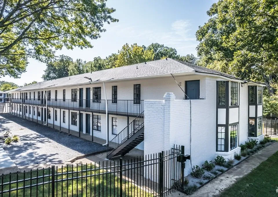 3060 Southern Ave #21