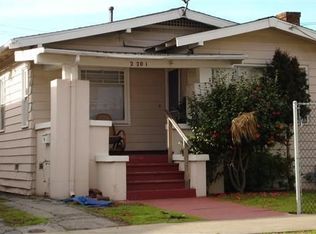 2701 Chestnut St, Oakland, CA 94607