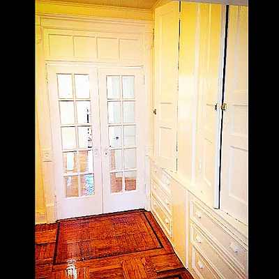 Rented by Flateau Realty | media 16